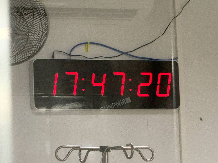 讯鹏科技NTP电子钟安装实拍