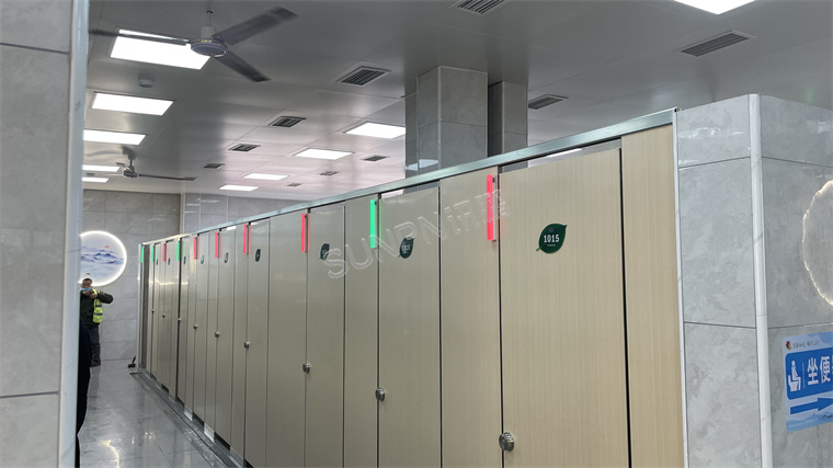 讯鹏科技智慧公厕有无人指示灯状态展示