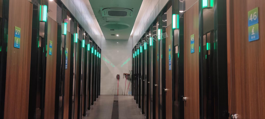 讯鹏科技智慧公厕系统-厕位有无人指示灯