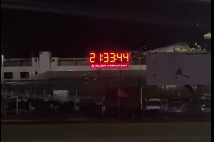 大型户外电子钟