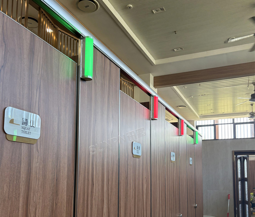 讯鹏智慧公厕案例-厕位有无人引导 讯鹏智慧公厕案例-厕位有无人引导