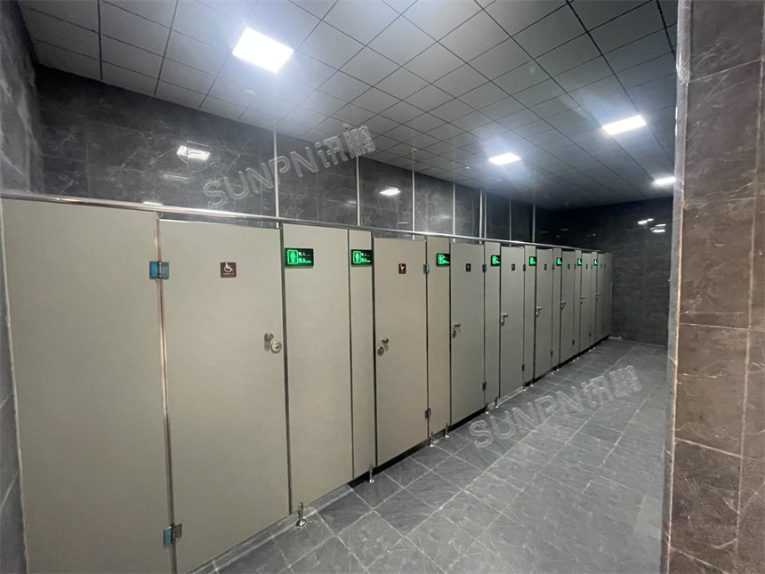 讯鹏智慧公厕系统-新疆联通公司公厕案例